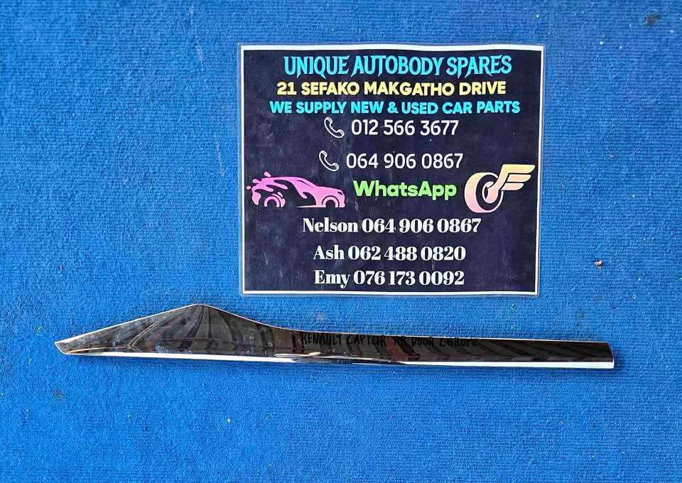 Renault Captur Right Rear Door Chrome - Private Seller Renault Captur Right Rear Door Chrome - Private Seller