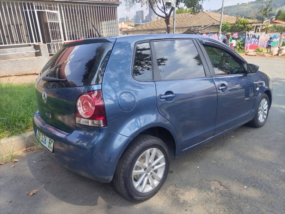 2017 VW polo vivo 1.4 hatchback