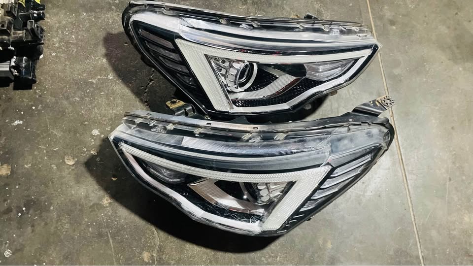 GWM HAVAL JOLION HEADLIGHTS 2022 - Private Seller