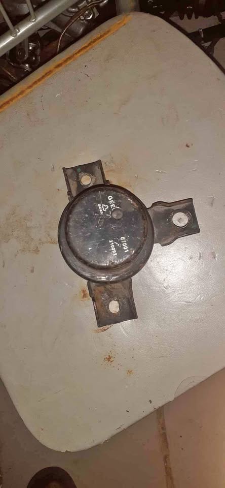 Neat Geely, MK, CK Engine Mounting