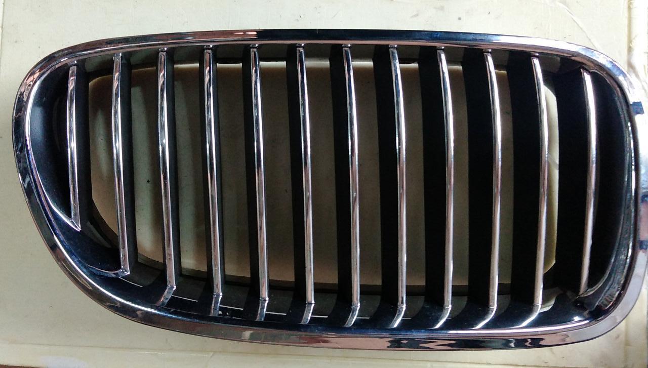 BMW F10 kidney grill RHS - Private Seller BMW F10 kidney grill RHS - Private Seller