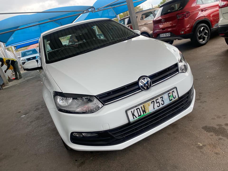 2020 VW POLO VIVO HATCH 1.6 AUTOMATIC