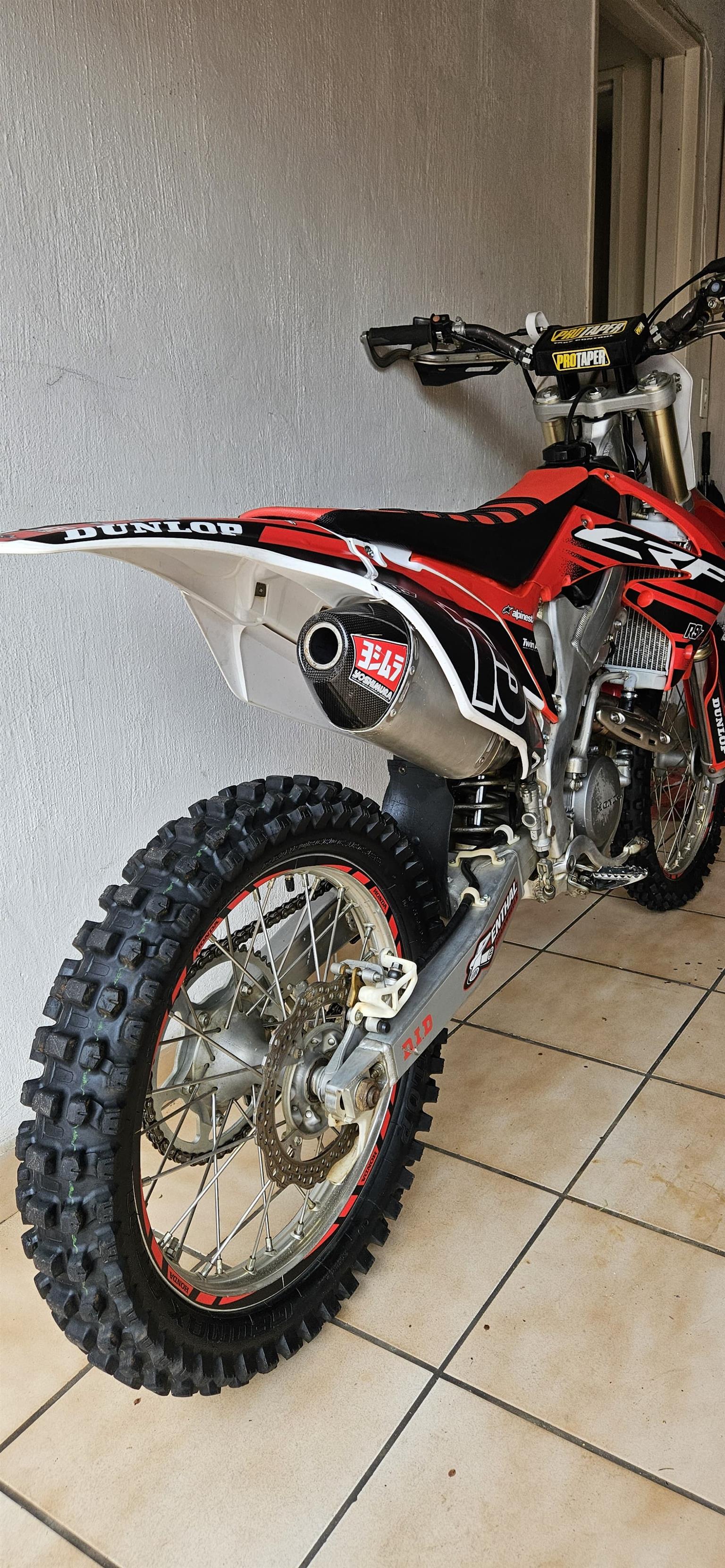 2014 Honda CRF 250-R - Private Seller 2014 Honda CRF 250-R - Private Seller