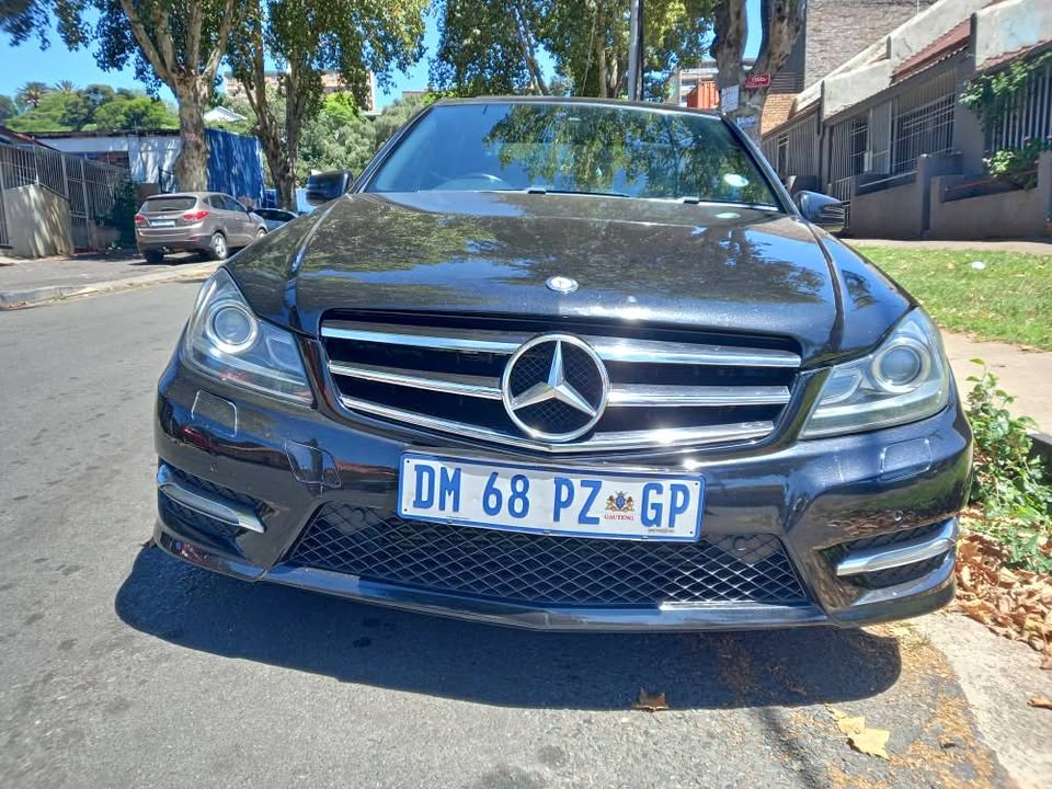 2014 MERCEDES BENZ C250 EFFICIENCY PETROL, AUTOMATIC, BLACK COLOR, MILEAGE 96000KMS 2014 MERCEDES BENZ C250 EFFICIENCY PETROL, AUTOMATIC, BLACK COLOR, MILEAGE 96000KMS