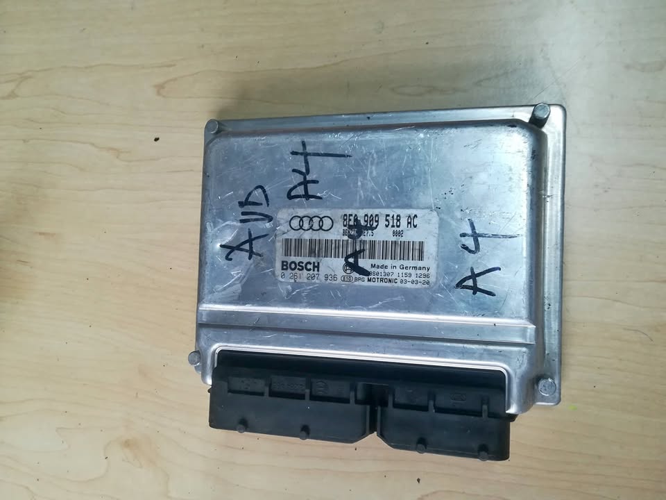 AUDI A4 1.8T ENGINE CONTROL MODULE - Private Seller AUDI A4 1.8T ENGINE CONTROL MODULE - Private Seller