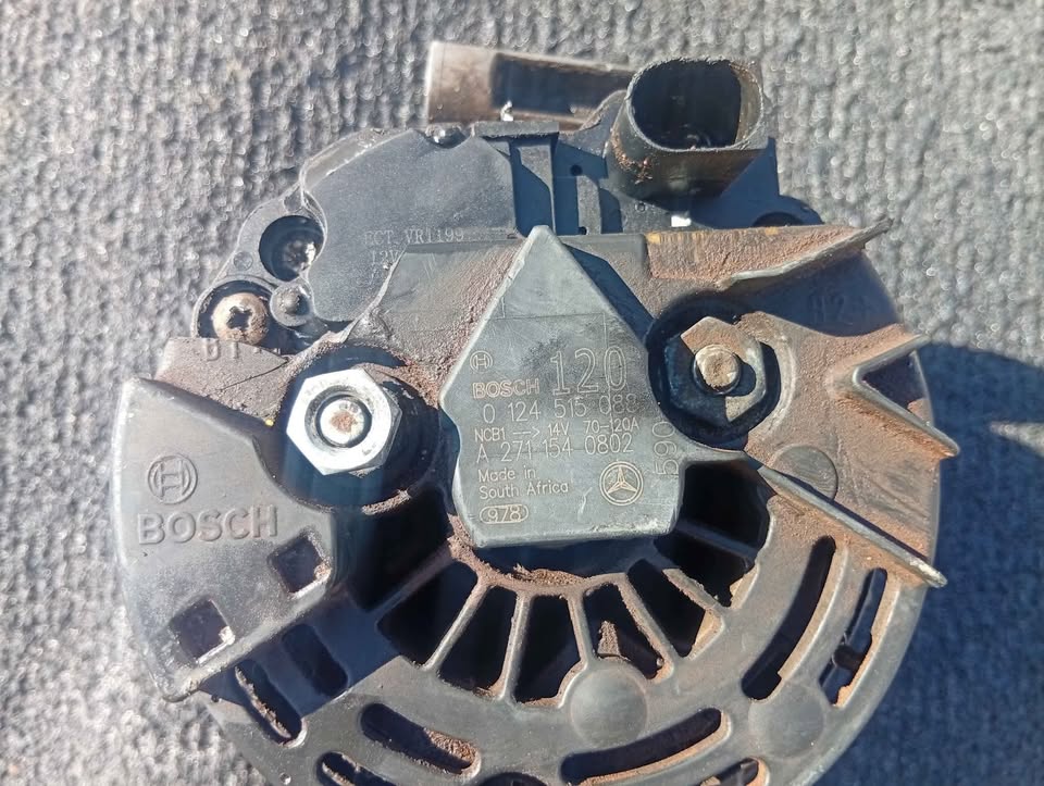 Mercedes Benz w204 alternator for sale