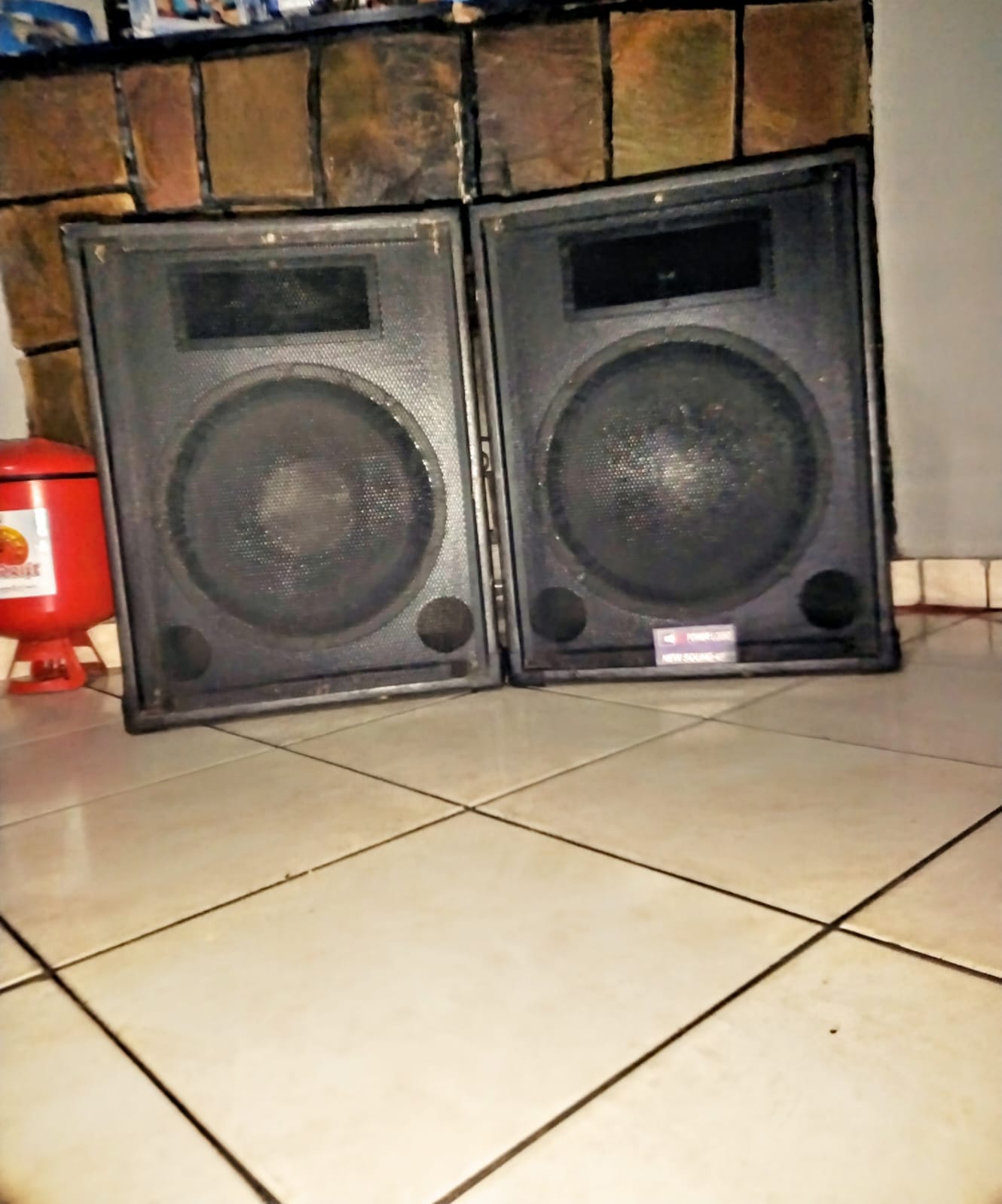15 inch power logic disco speskers