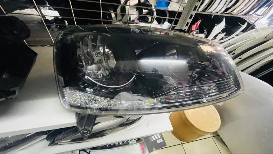 GWM STEED 5 Headlight - Private Seller GWM STEED 5 Headlight - Private Seller