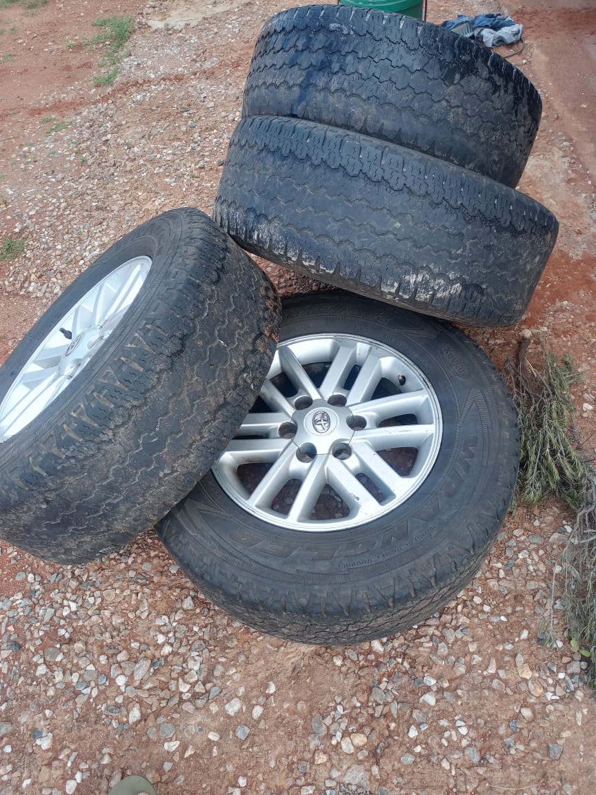 Toyota D4D Rims/Wheels - Private Seller Toyota D4D Rims/Wheels - Private Seller