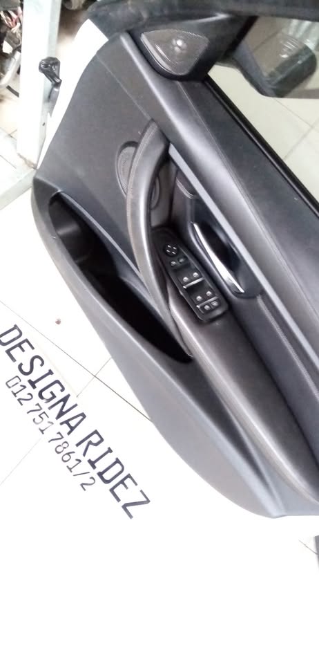 BMW 80 M3 DOOR PANEL & WINDOW SWITCH - Private Seller BMW 80 M3 DOOR PANEL & WINDOW SWITCH - Private Seller