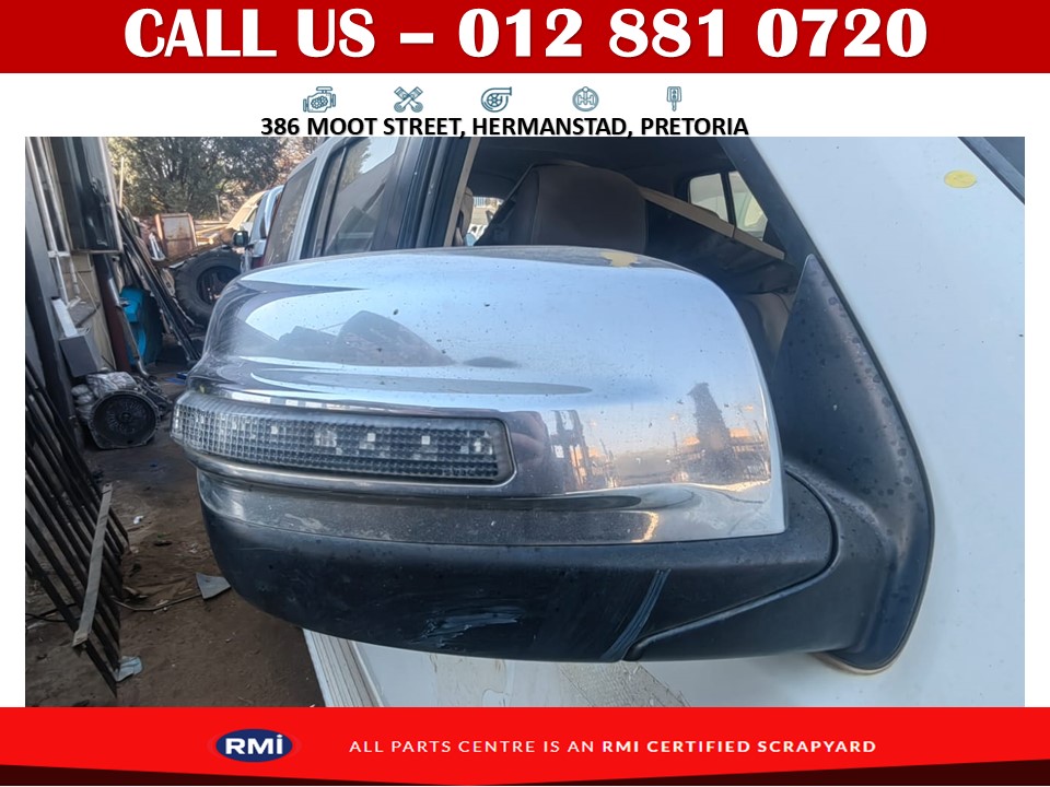 Ford Everest 2011 door mirrors for sale used - Private Seller
