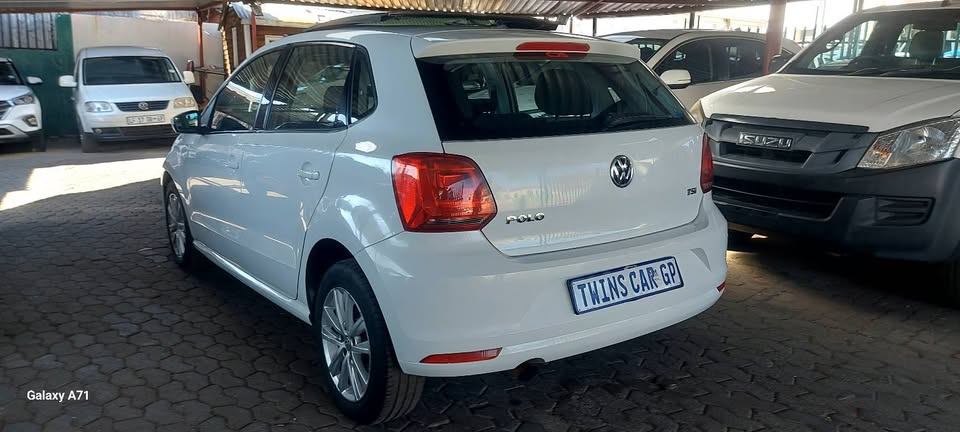 Volkwogen Polo 1.2 Tsi Comfortline Manual petrol