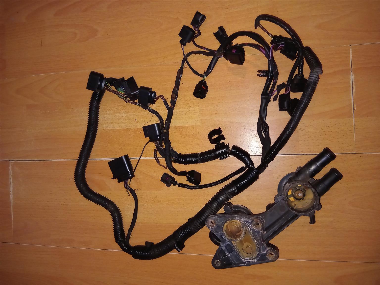 Polo vivo engine harness - Private Seller Polo vivo engine harness - Private Seller