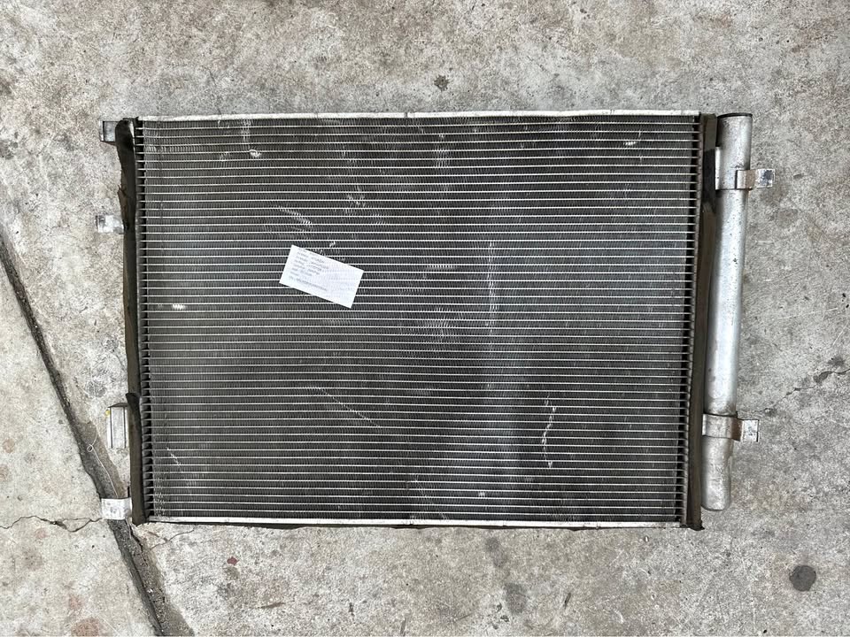 Hyundai venue aircon condenser - Private Seller Hyundai venue aircon condenser - Private Seller