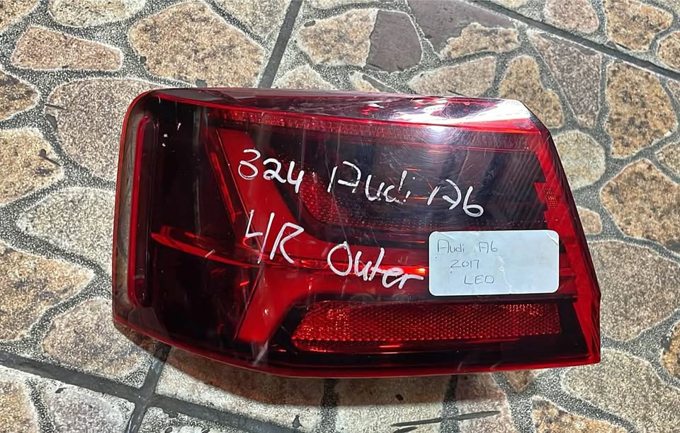 Audi A6 LED TAILLIGHT - Private Seller Audi A6 LED TAILLIGHT - Private Seller