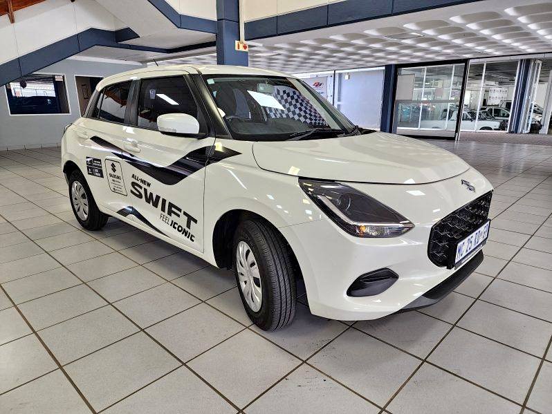 SUZUKI SWIFT 1.2 GL 5MT 2025 SUZUKI SWIFT 1.2 GL 5MT 2025