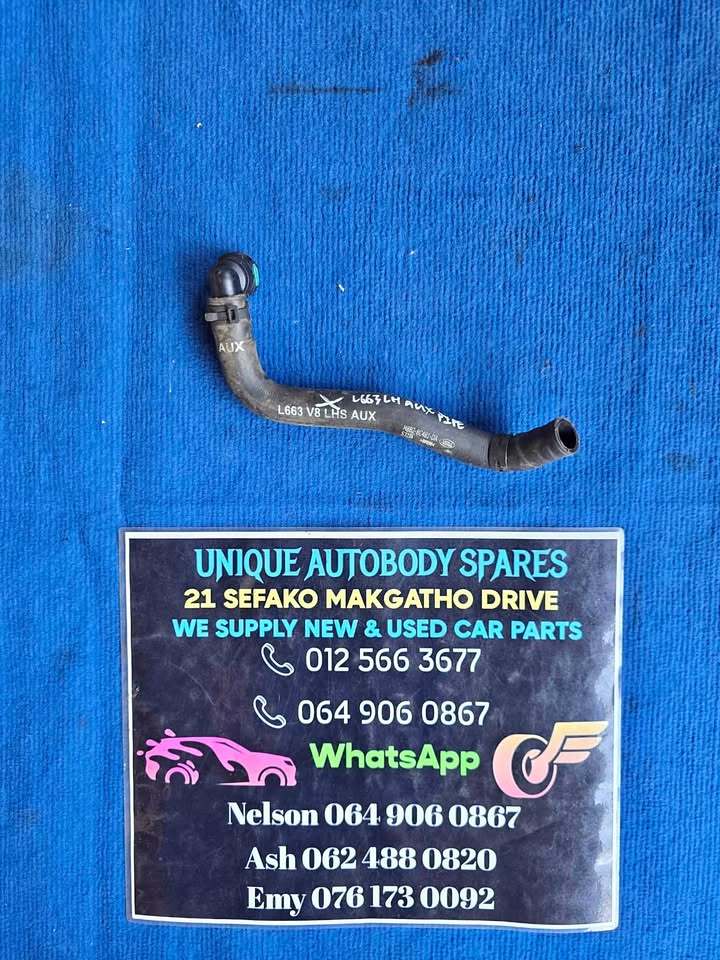 Land Rover Defender Left Auxiliary Pipe - Private Seller Land Rover Defender Left Auxiliary Pipe - Private Seller