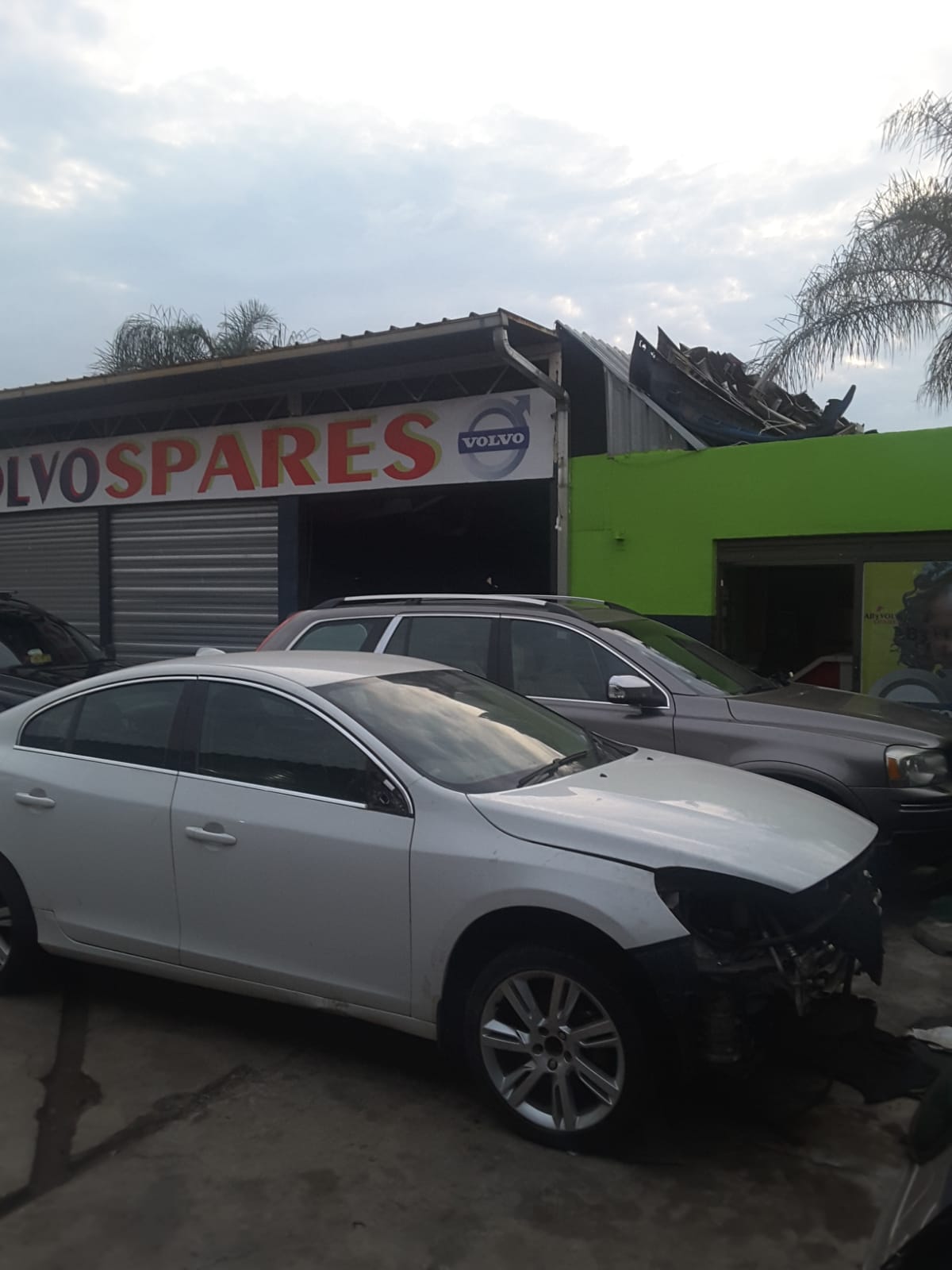 Volvo S60 1.6l T3 2012 Stripping for spares - Private Seller