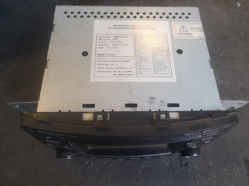 HYUNDAI ACCENT RADIO EXCELLENT WORKING CONDITION - Private Seller