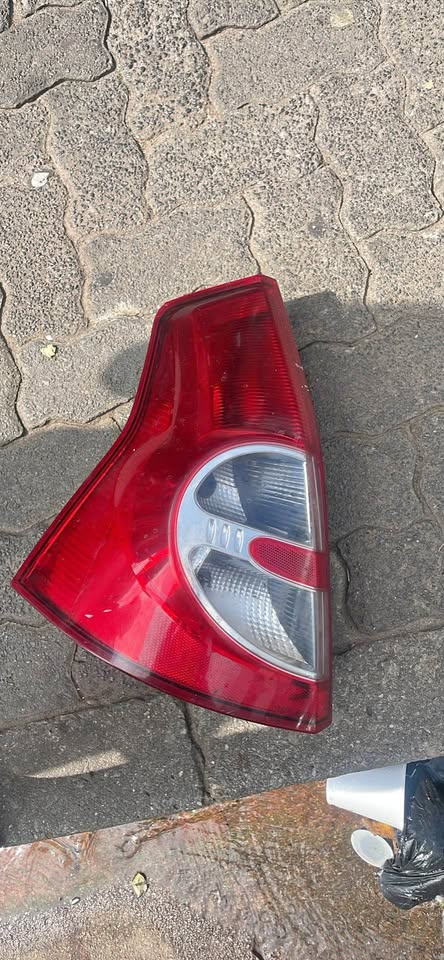 Renault Sandero taillight 2009/13 - Private Seller Renault Sandero taillight 2009/13 - Private Seller