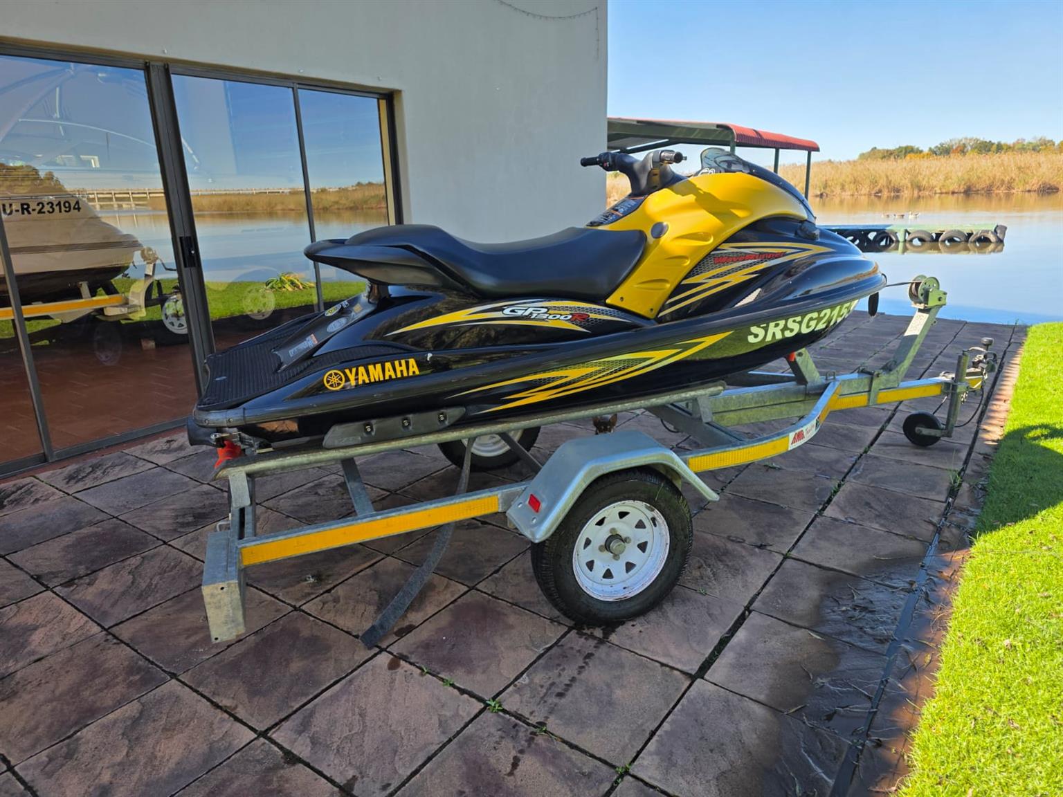2006 Yamaha WaveRunner GP1300R - Private Seller 2006 Yamaha WaveRunner GP1300R - Private Seller