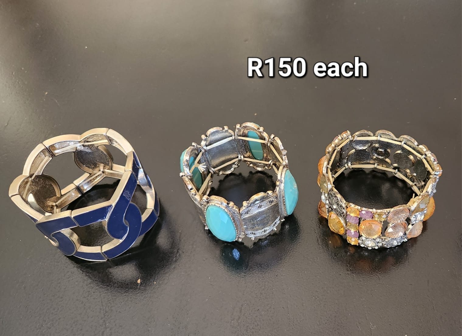 Elegant Neck Accessories, Earings, & Wrist Accessories.