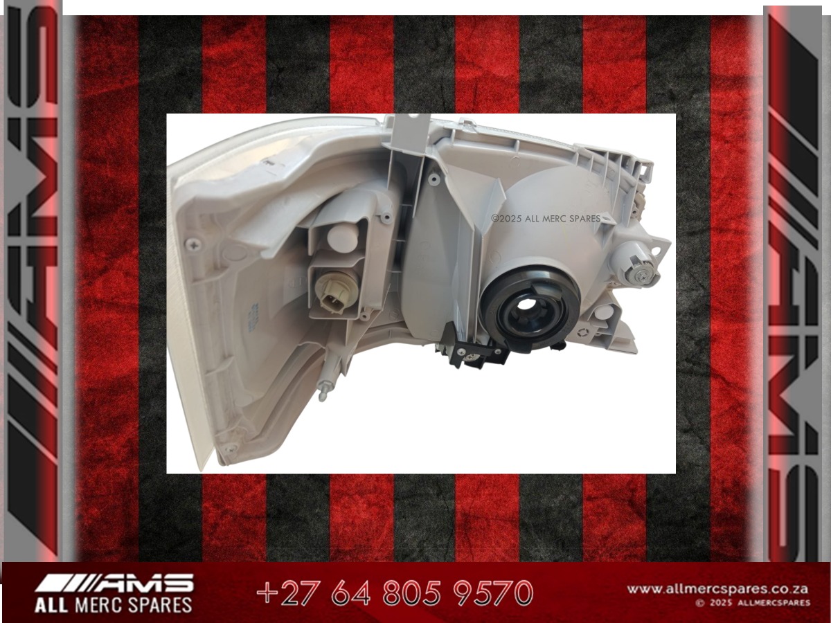 NEW TOYOTA QUANTUM LEFT FRONT HEADLIGHT - Private Seller NEW TOYOTA QUANTUM LEFT FRONT HEADLIGHT - Private Seller