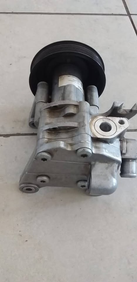 Power Steering Pump BMW X5 E70 - Private Seller Power Steering Pump BMW X5 E70 - Private Seller
