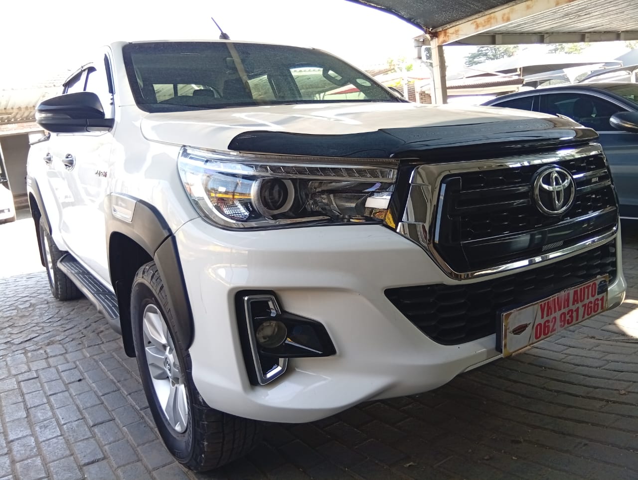 Used 2018 Toyota Hilux 2.4GD-6 double cab 4x4 SRX auto - Private Seller Used 2018 Toyota Hilux 2.4GD-6 double cab 4x4 SRX auto - Private Seller