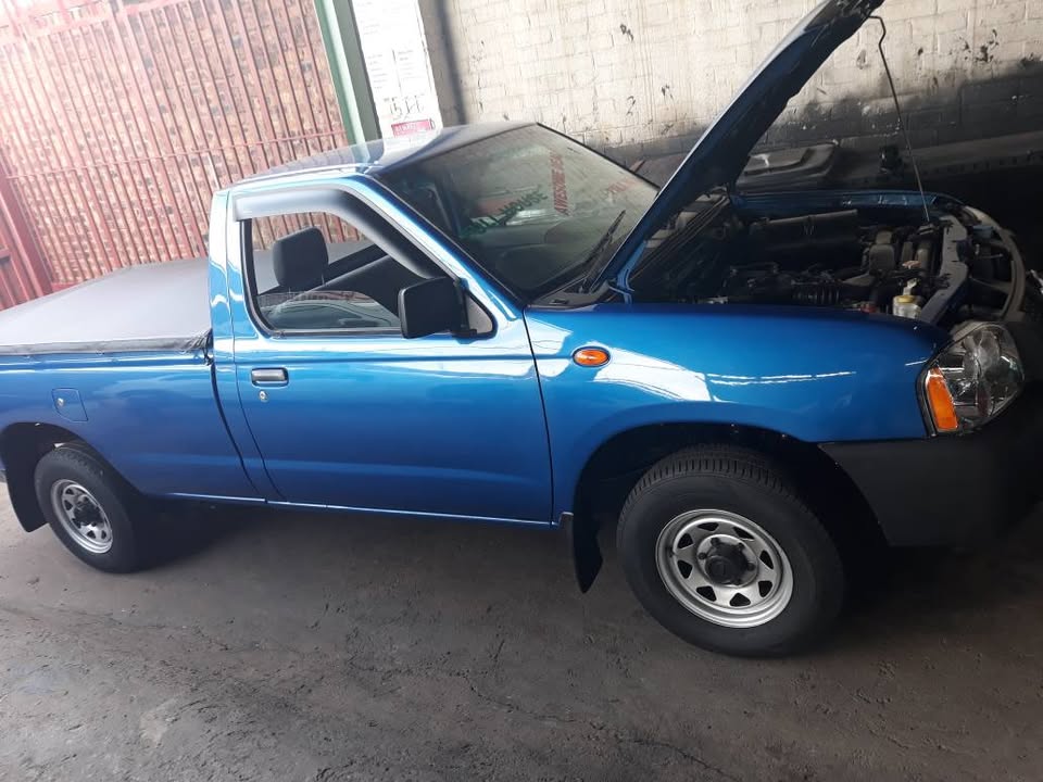 Used Nissan NP300 Hardbody 2.4 Hi-rider - Private Seller