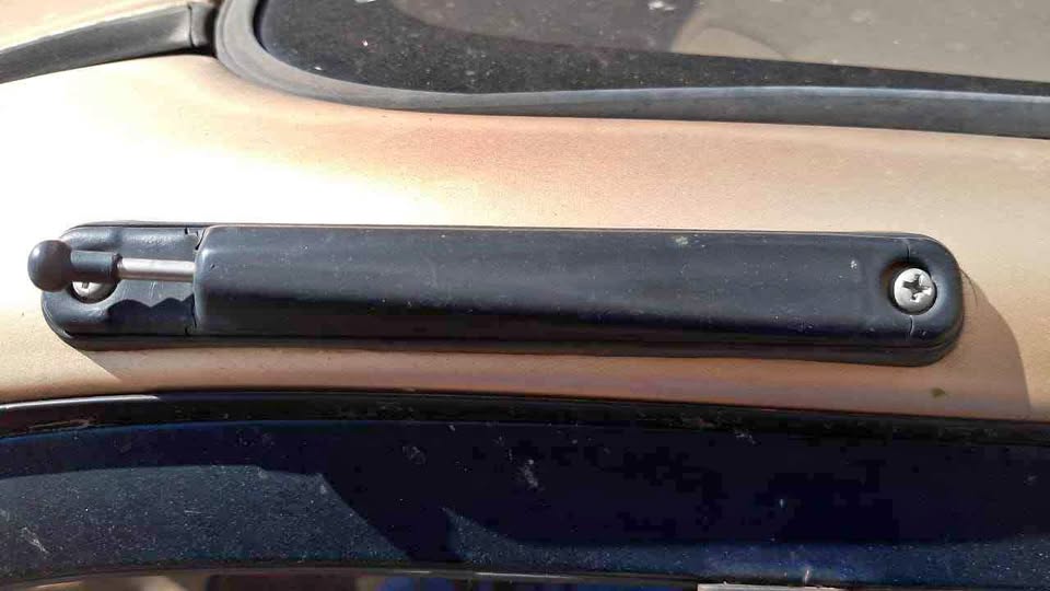 Suzuki Grand Vitara V6 antenna - Private Seller Suzuki Grand Vitara V6 antenna - Private Seller
