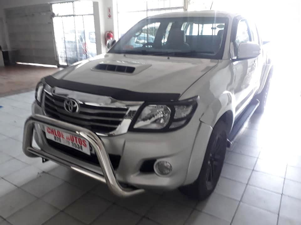 2013 Toyota Hilux 3.0 D-4D HiRider Clubcab 4×2 Manual, Diesel, Silver,  Sparekey