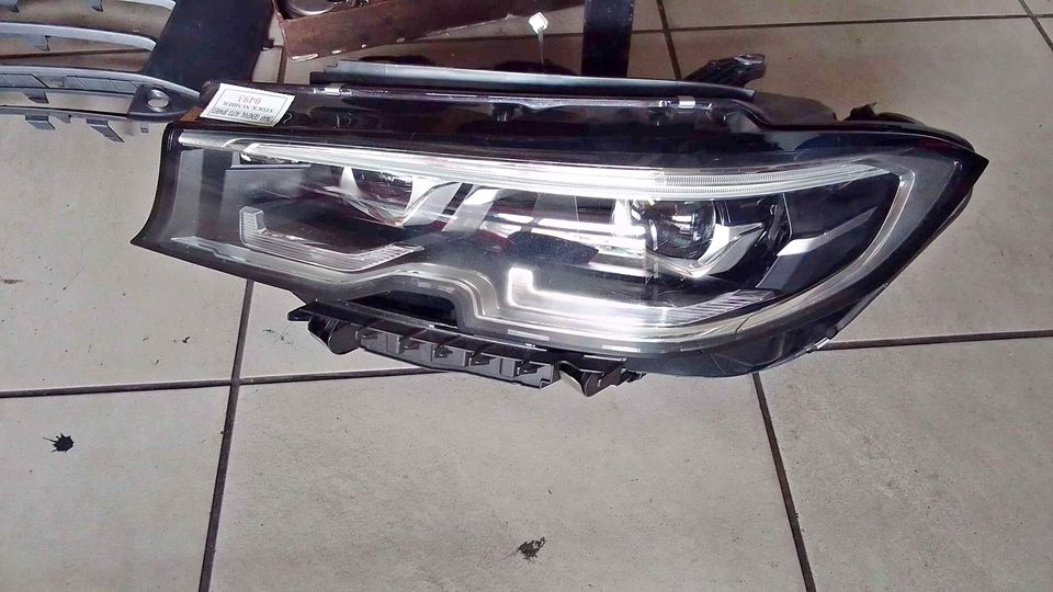 BMW G20 HEADLIGHTS - Private Seller BMW G20 HEADLIGHTS - Private Seller
