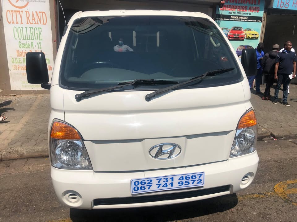 2010 Hyundai h100 2.5