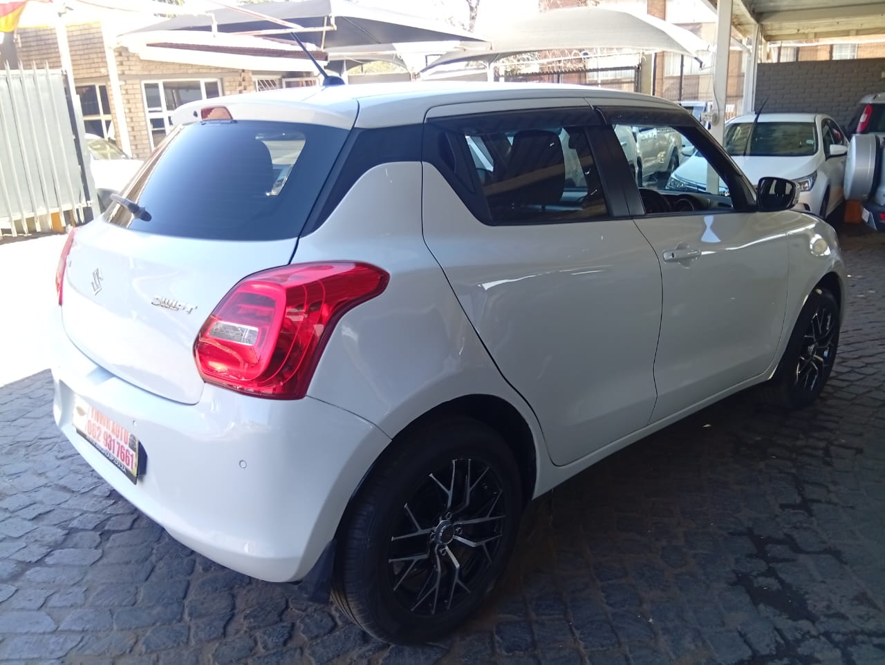 2024 Suzuki Swift 1.2 Hatch ALMOST NEW Manual 5,000km Cloth Seats Good Order Con