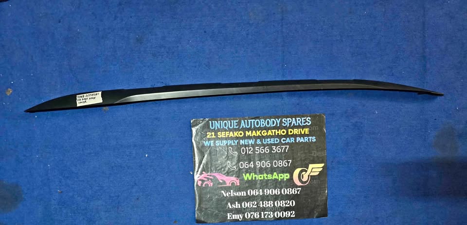Ford Ecosport Right Roof Rack Cover - Private Seller Ford Ecosport Right Roof Rack Cover - Private Seller
