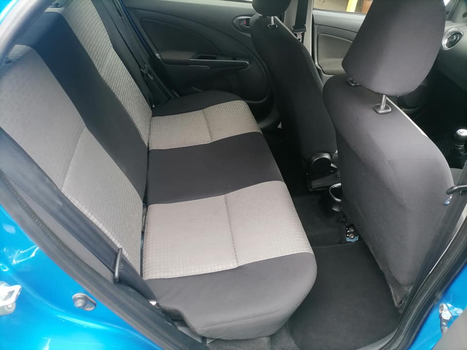 2015 Toyota Etios 1.5 Hatchback Service history
