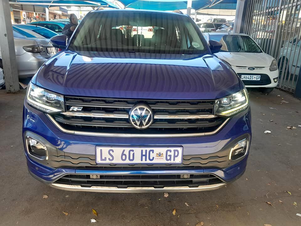 2019 VOLKSWAGEN T-CROSS 1.0 R-LINE DSG AUTOMATIC 2019 VOLKSWAGEN T-CROSS 1.0 R-LINE DSG AUTOMATIC