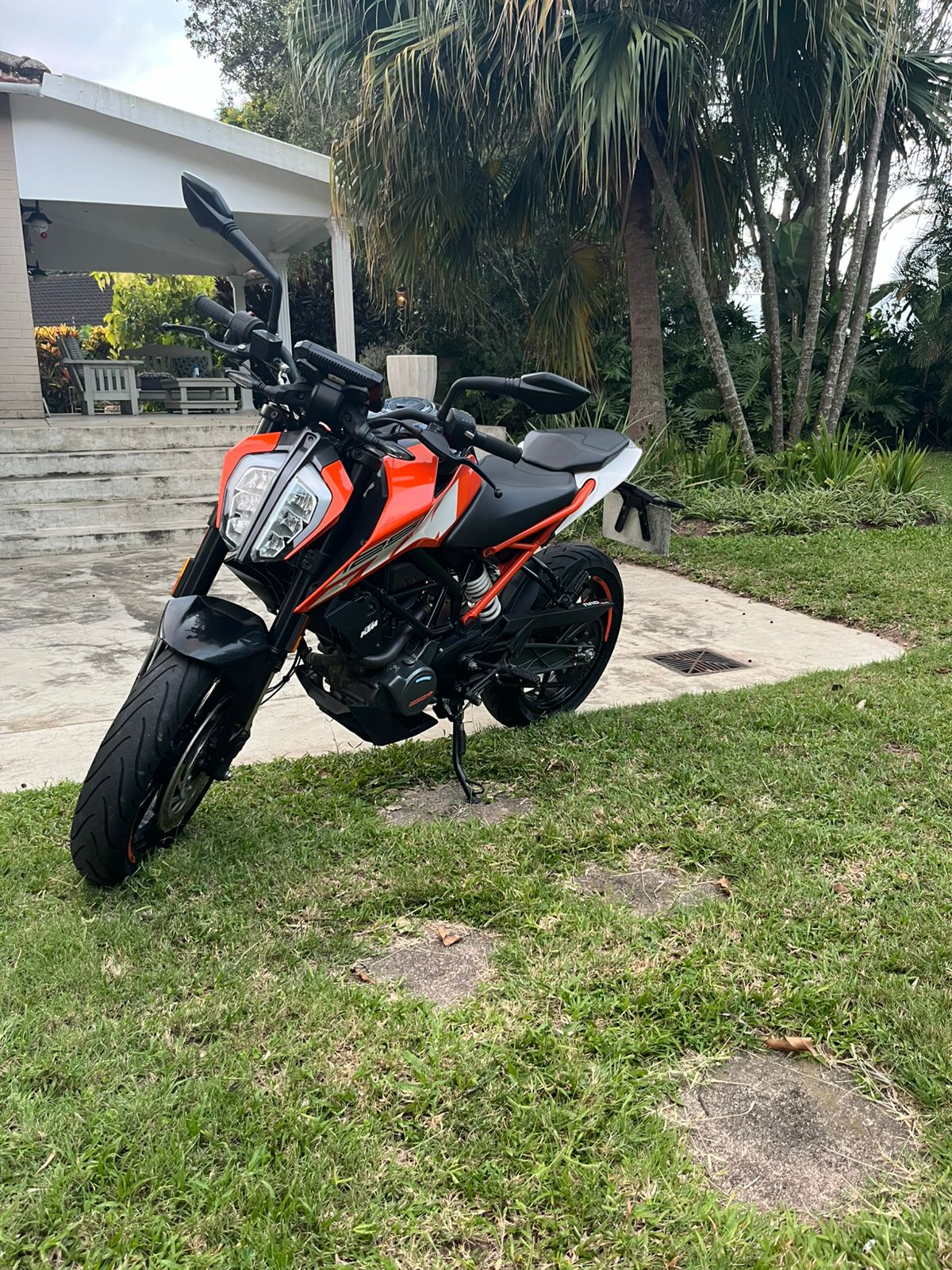 KTM DUKE 125 FOR SALE - Private Seller KTM DUKE 125 FOR SALE - Private Seller