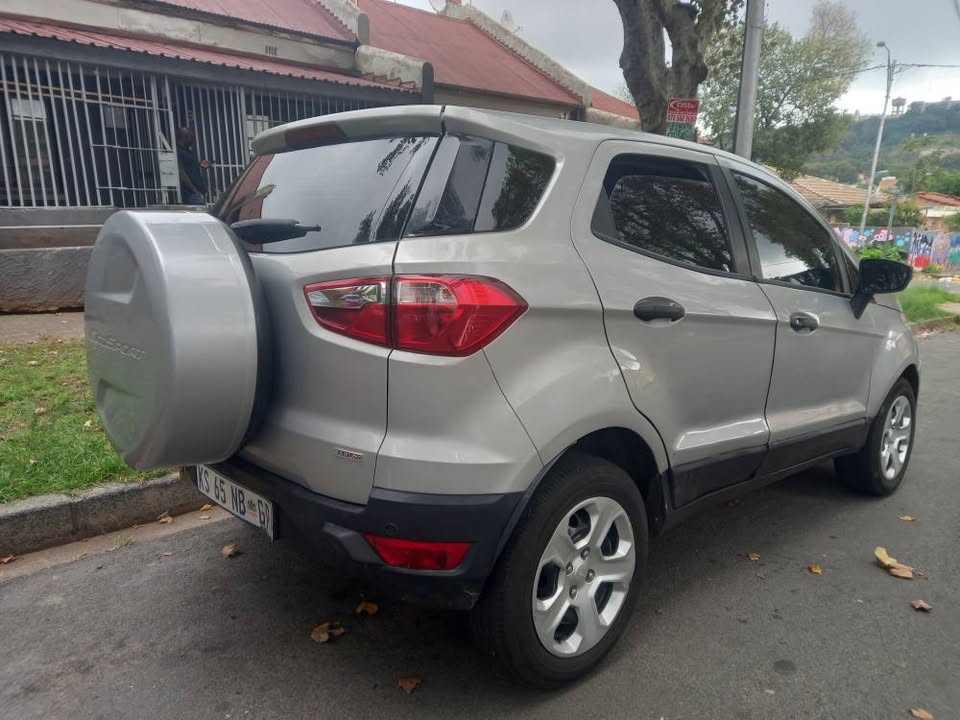 2021 Ford EcoSport Silver, 1.5 Tdci Diesel, Manual, 100000kms