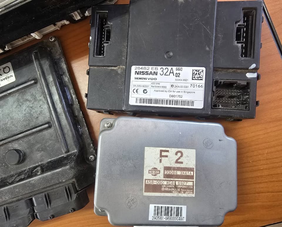 2007 Nissan Navara 4.0 V6 D140 Lockset For Sale - Private Seller 2007 Nissan Navara 4.0 V6 D140 Lockset For Sale - Private Seller