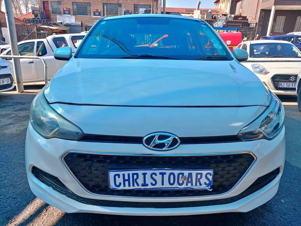 2015 model Hyundai i20 hatchback