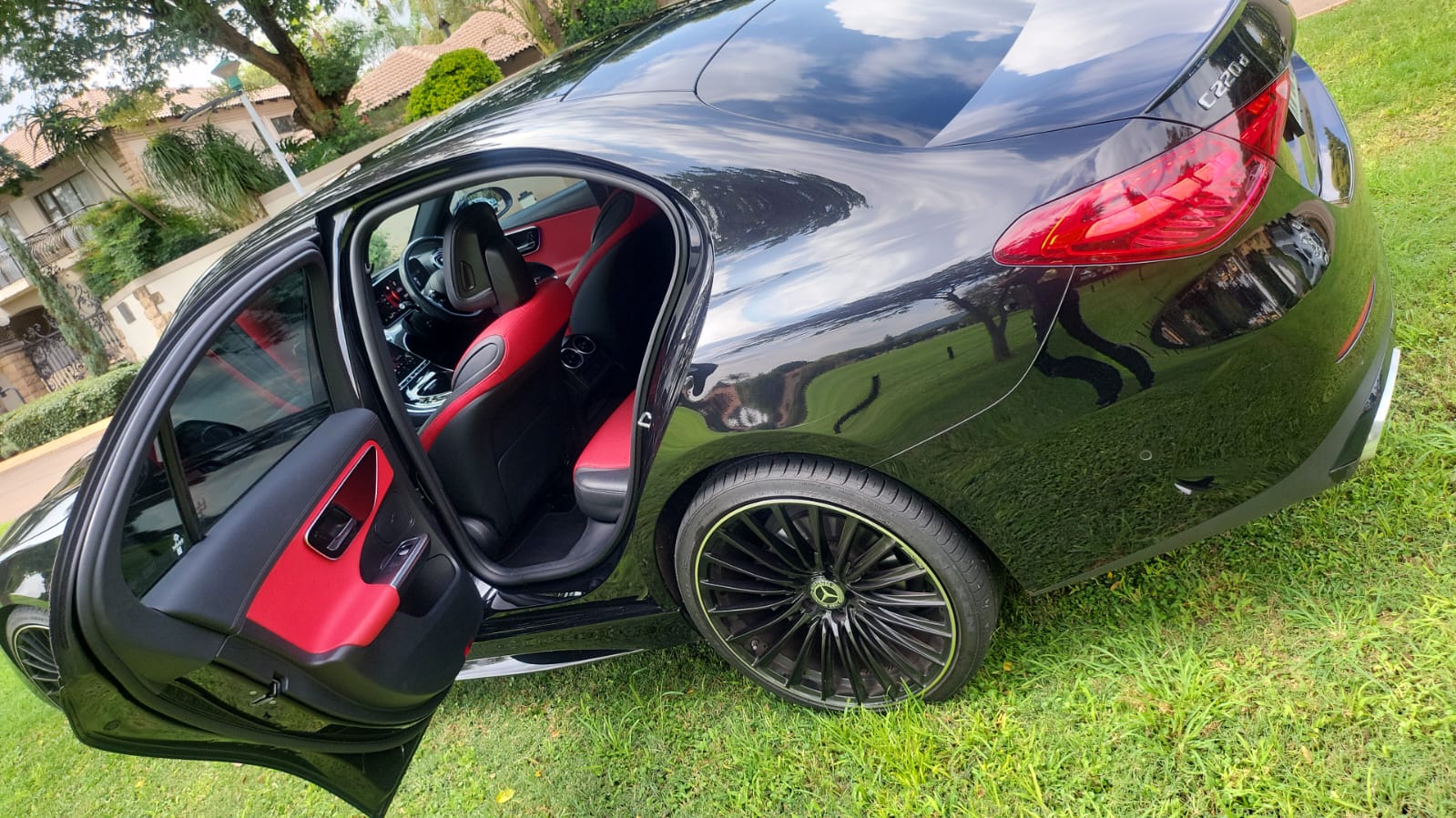 2023 MERCEDES BENZ C 220D AMG LINE - HYBRID