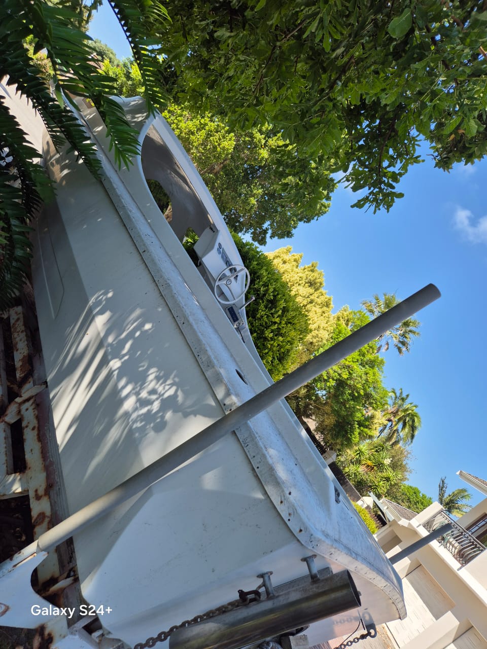 21 VT Vagabond Boat