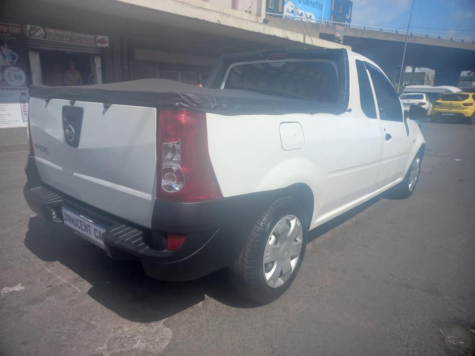 2021 NISSAN NP200 1.6 PETROL ENGINE BAKKIE, MANUAL, WHITE IN COLOR, 18000KM