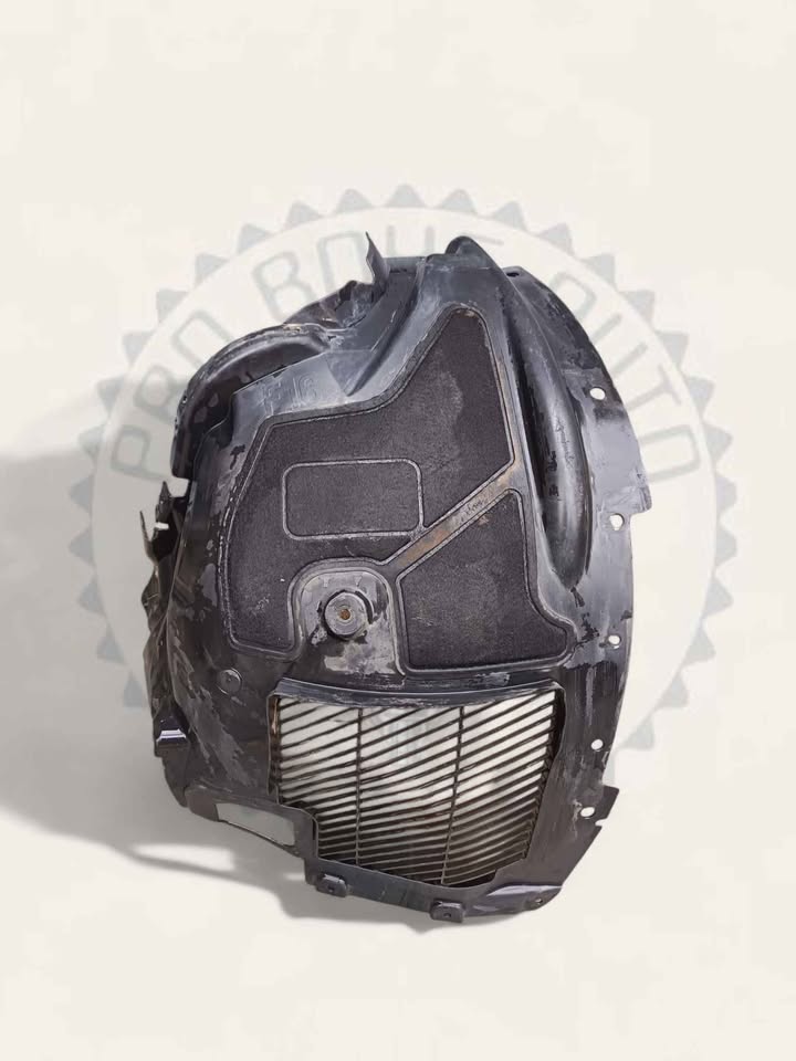 BMW F16 X6 AND F96 X6M LEFT FRONT FENDER LINER AVAILABLE FOR SALE - Private Seller