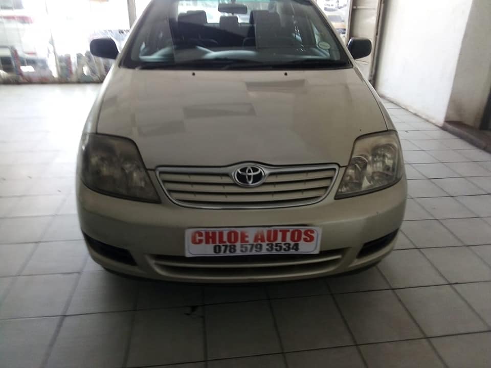 2008 Gold toyota Corolla 1.6 I GLE miliage 97000 km manual petrol