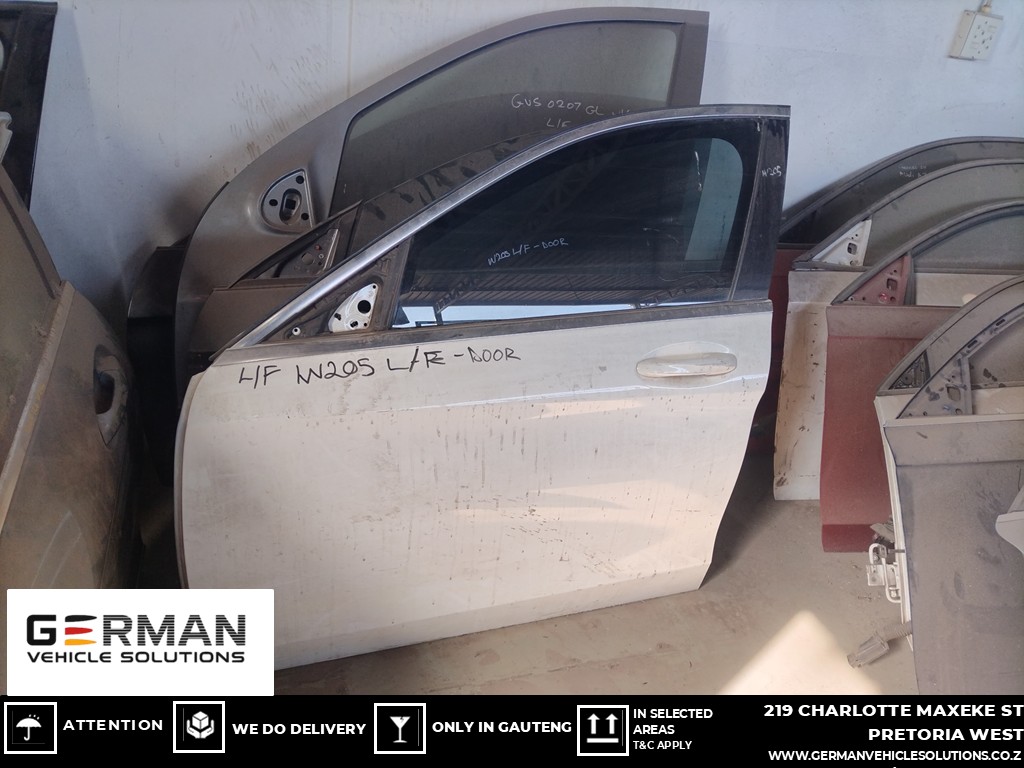 Mercedes Benz c180 c200 w205 front car door for sale used - Private Seller Mercedes Benz c180 c200 w205 front car door for sale used - Private Seller
