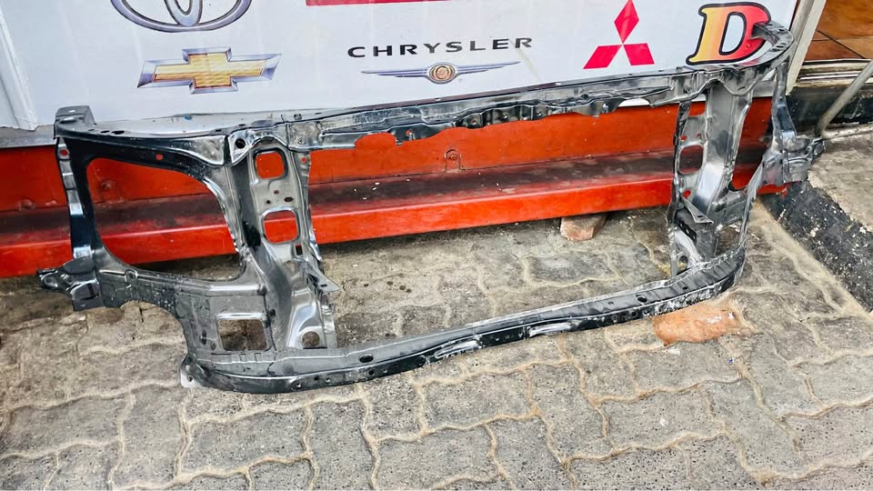 Toyota Hilux Cradle - Private Seller Toyota Hilux Cradle - Private Seller