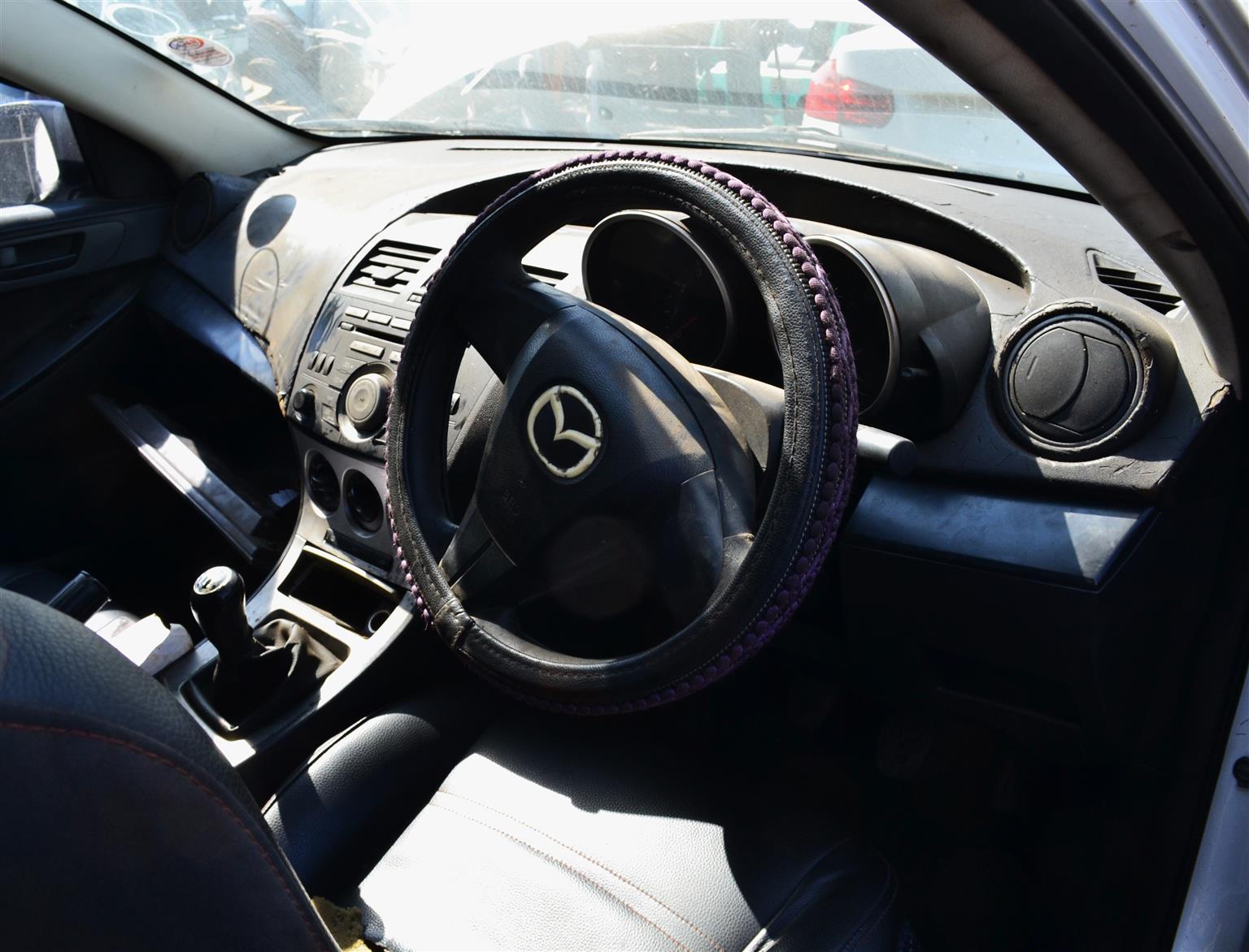 2010 model, Mazda 3 1.6 - Available for Spares